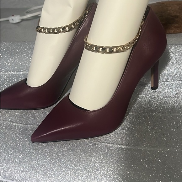 Vince Camuto brand new shoes. NWT - Picture 7 of 8